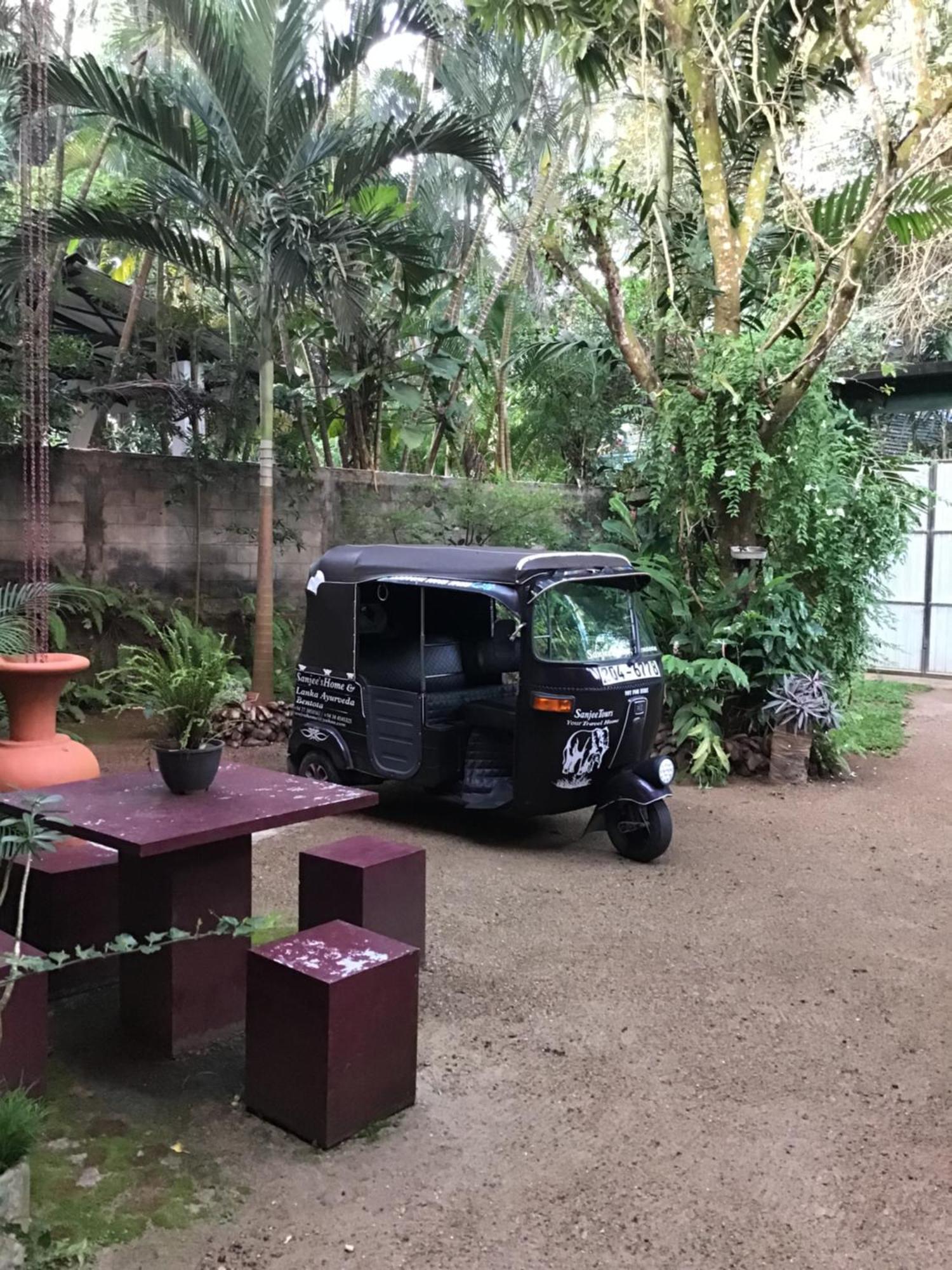 Sanjeehome & Lanka Ayurveda, Bentota Exteriör bild