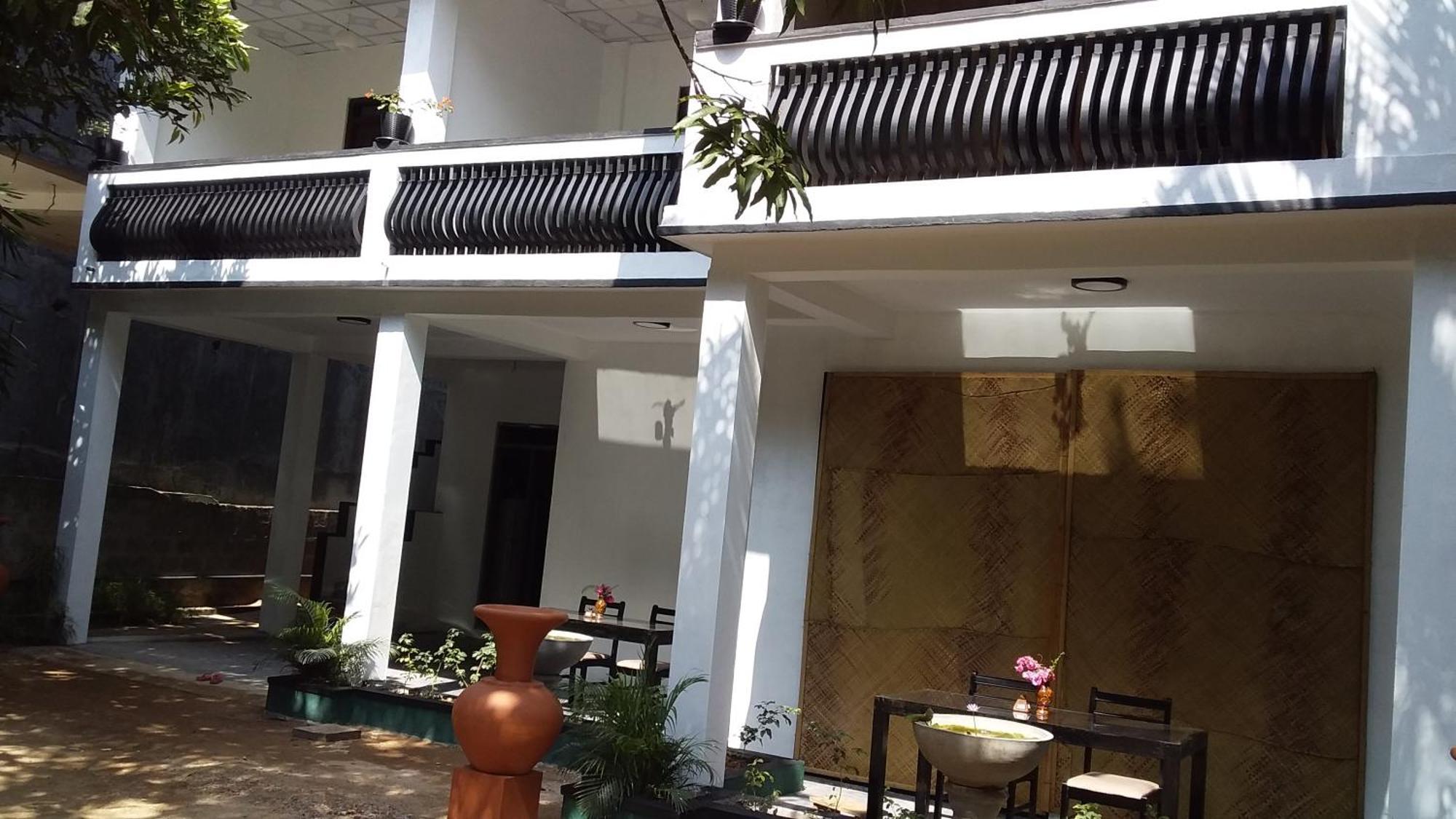 Sanjeehome & Lanka Ayurveda, Bentota Exteriör bild