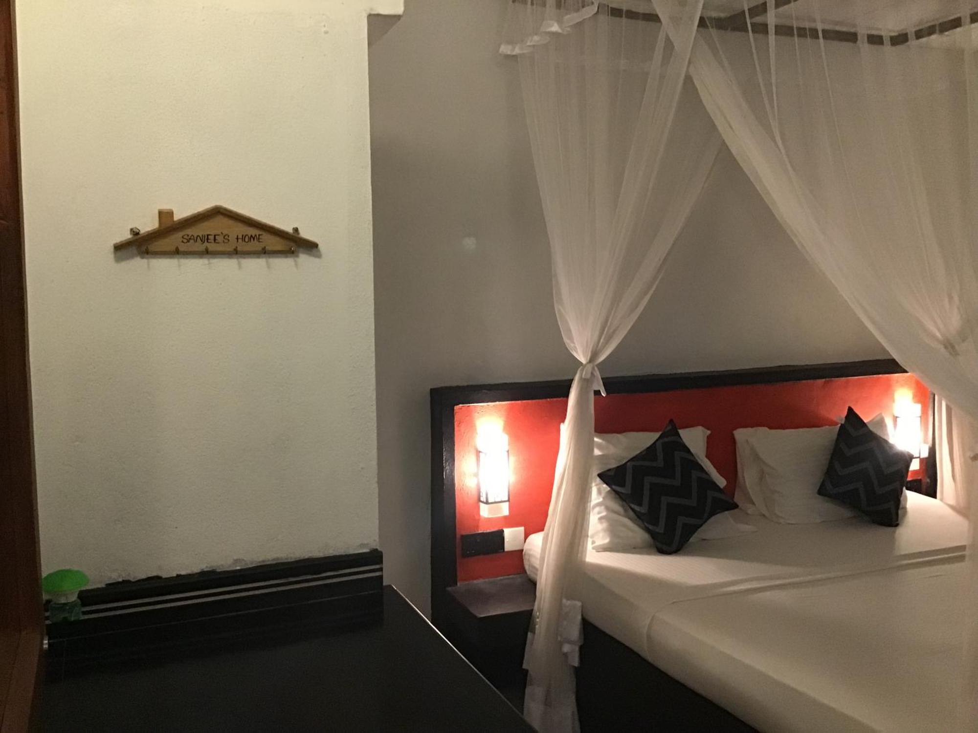 Sanjeehome & Lanka Ayurveda, Bentota Exteriör bild