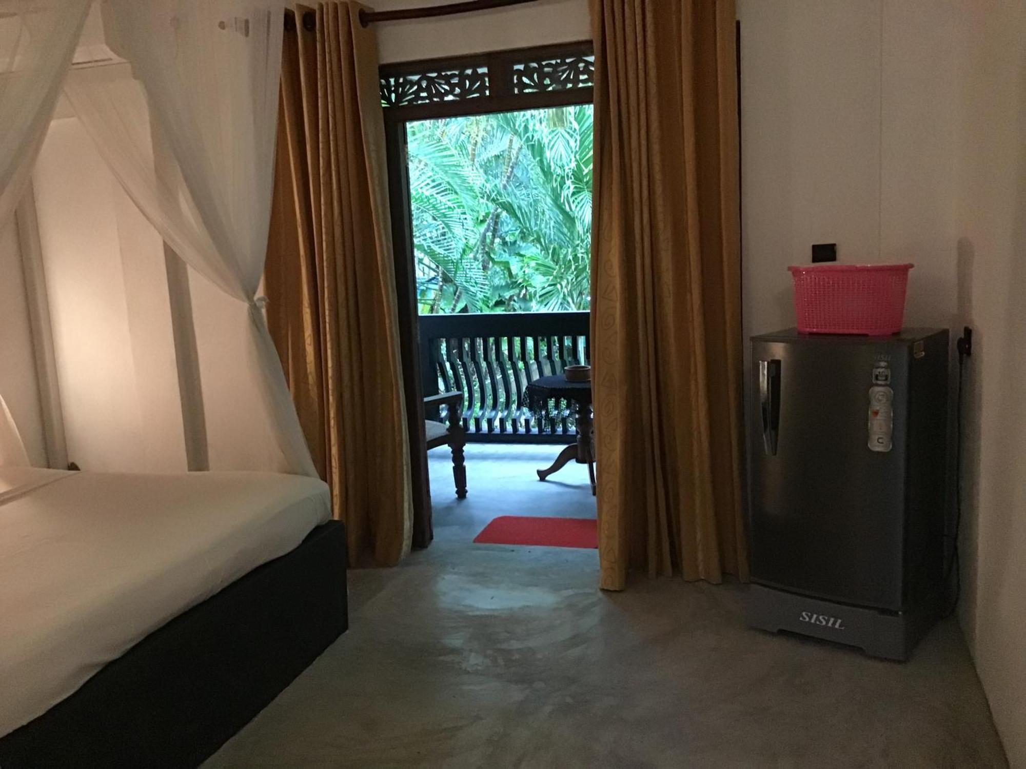 Sanjeehome & Lanka Ayurveda, Bentota Exteriör bild
